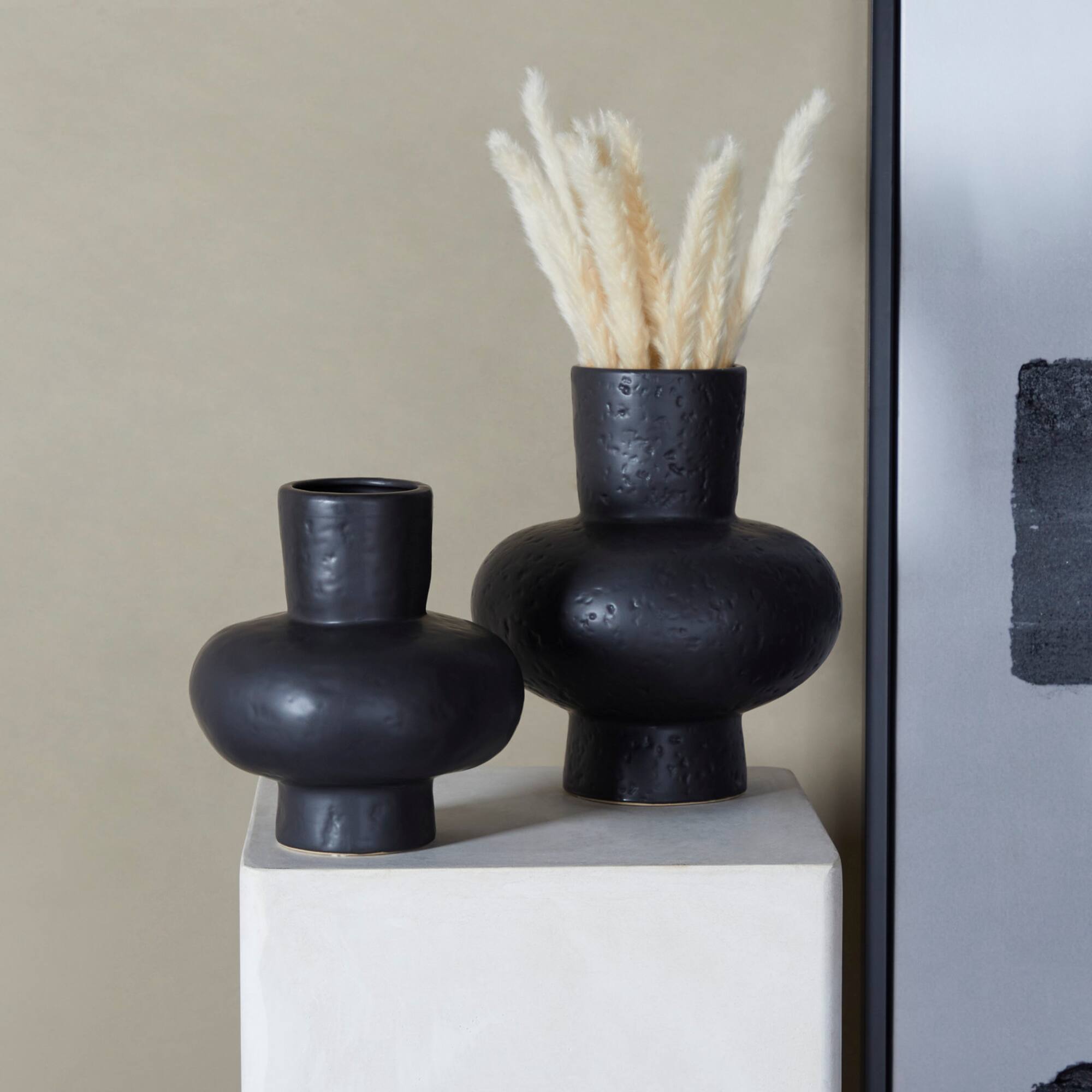 CosmoLiving by Cosmopolitan Black Ceramic Gourd Style Vase Set of 2 11", 9"